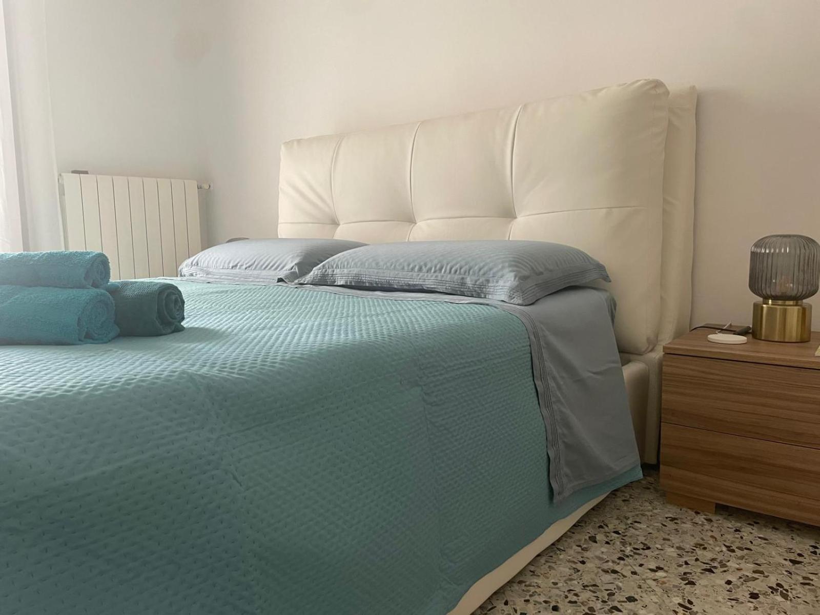 Casa Melo Lägenhet Monopoli Exteriör bild